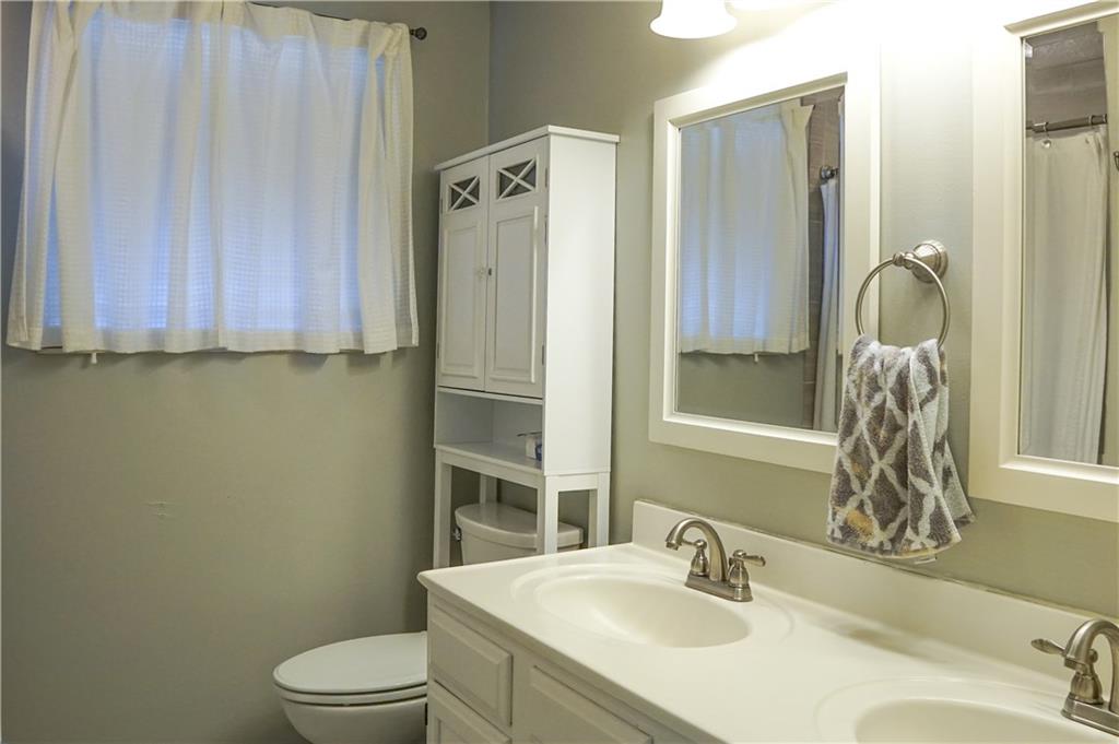 7716 Castle Ridge Court Indianapolis, IN 46256 - Photo 19 of 23 Gallery Image 19