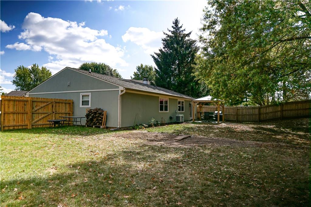 7716 Castle Ridge Court Indianapolis, IN 46256 - Photo 22 of 23 Gallery Image 22