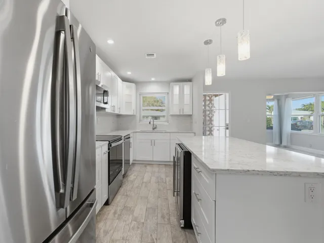 $2,150 | 270 High Point Boulevard, Unit A, Boynton Beach, FL 33435