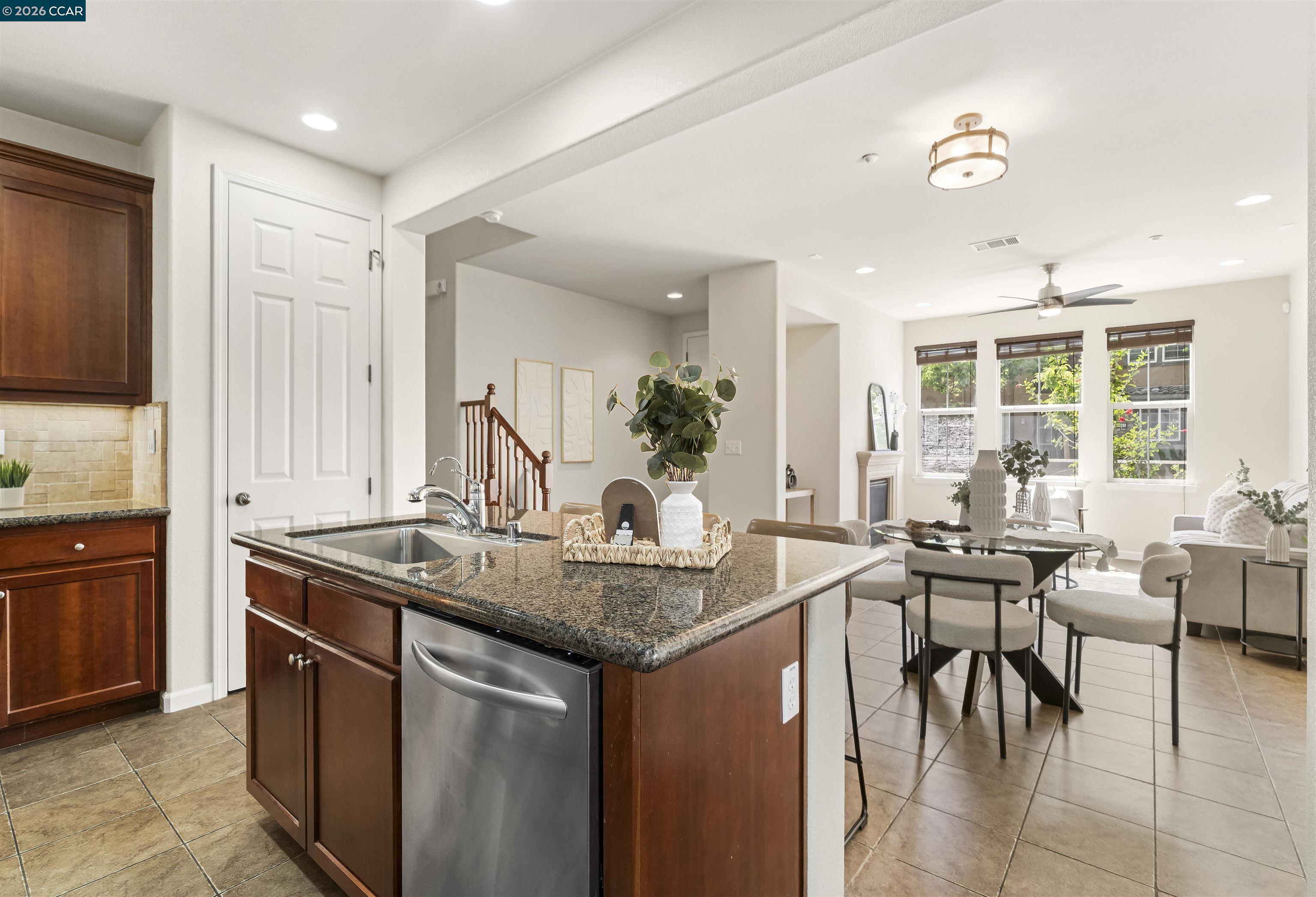 5267 Fioli Loop San Ramon, CA 94582 - Photo 19 of 41