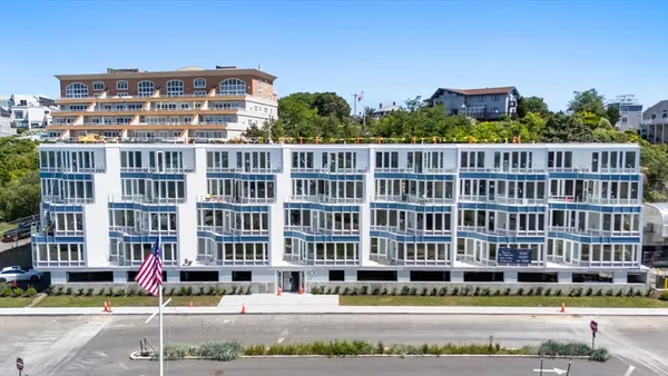 $575,000 | 120 Nantasket Road, Unit 201, Hull, MA 02045