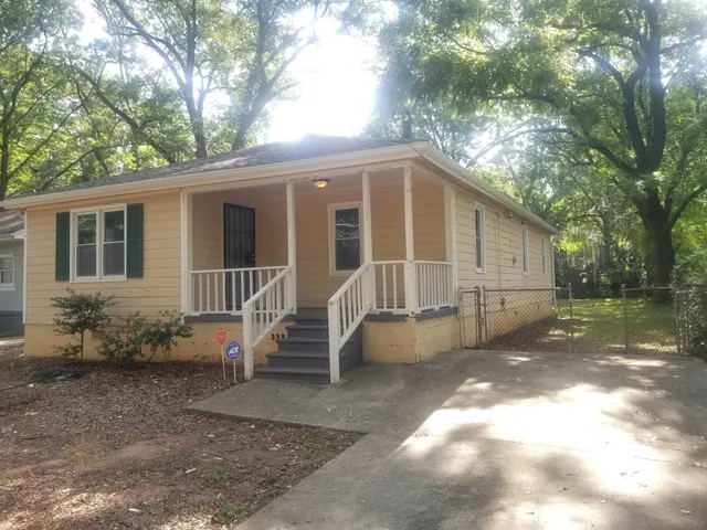 $1,600 | 2125 Burroughs Avenue Southeast, Atlanta, GA 30315