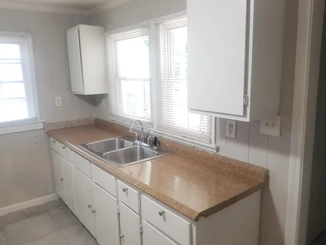 $1,600 | 2125 Burroughs Avenue Southeast, Atlanta, GA 30315