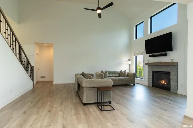 $675,000 | 11310 North Copper Creek Point, Dunlap, IL 61525