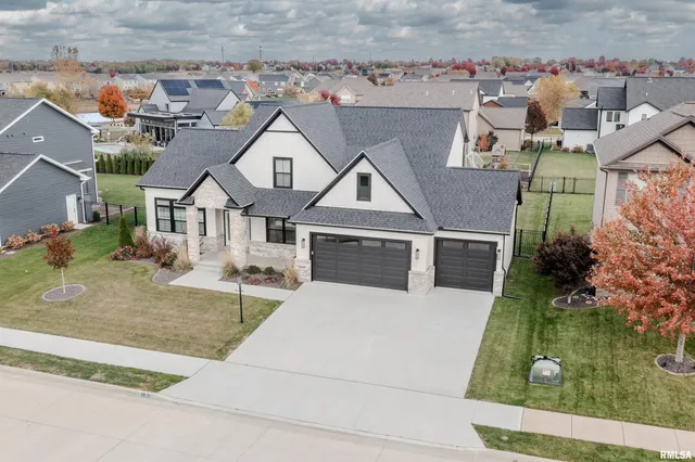 $675,000 | 11310 North Copper Creek Point, Dunlap, IL 61525