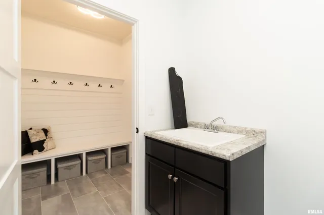 $675,000 | 11310 North Copper Creek Point, Dunlap, IL 61525