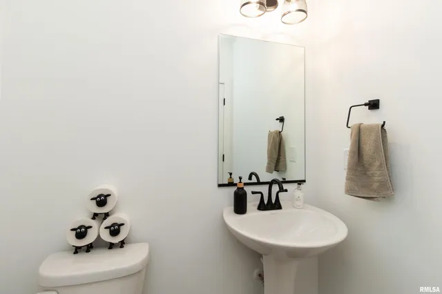 $675,000 | 11310 North Copper Creek Point, Dunlap, IL 61525