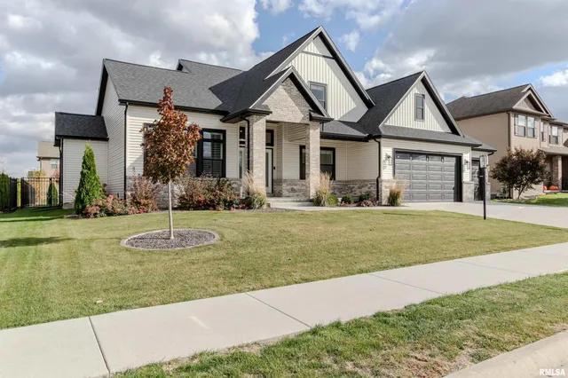 $675,000 | 11310 North Copper Creek Point, Dunlap, IL 61525