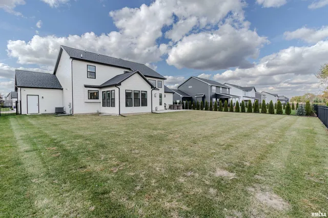 $675,000 | 11310 North Copper Creek Point, Dunlap, IL 61525