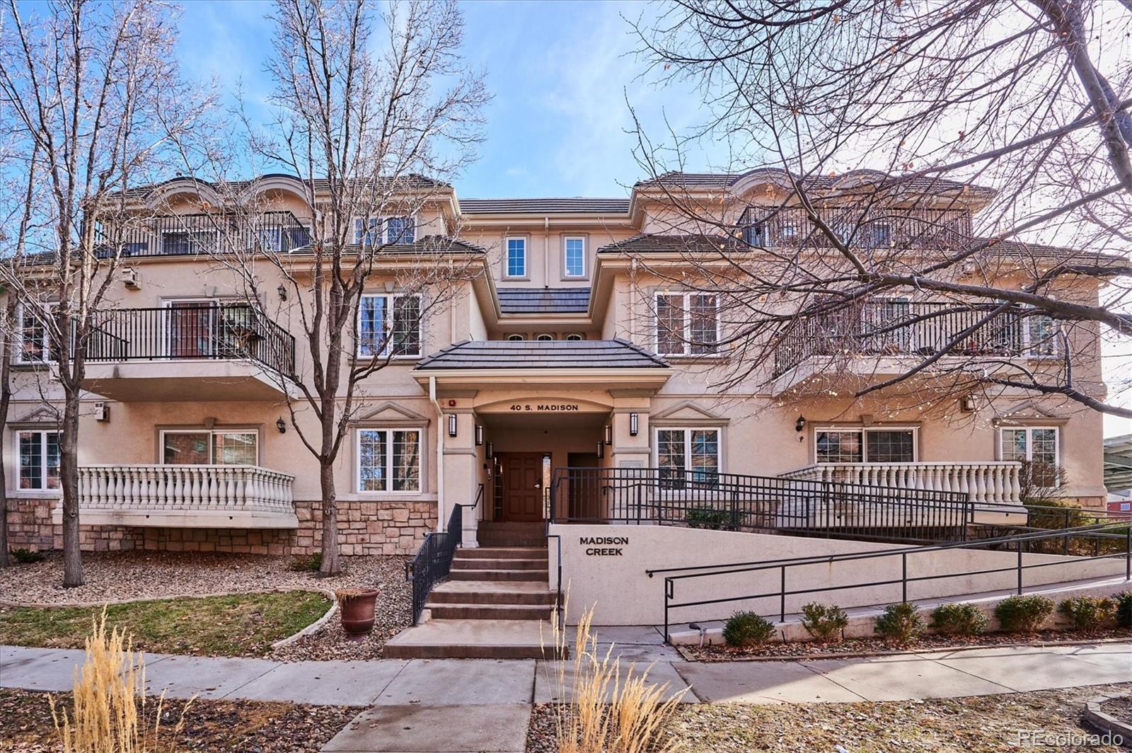 40 South Madison St Unit 102  