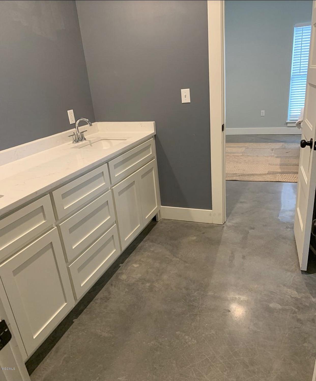 17451 South Carr Bridge Road Biloxi, MS 39532 - Photo 12 of 20 Full Bath