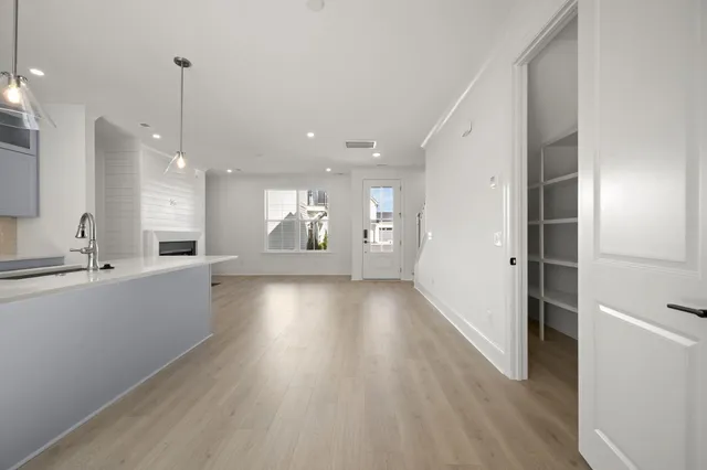 $574,900 | 408 Oak Hammock Court, Unit LOT 54, Johns Island, SC 29455