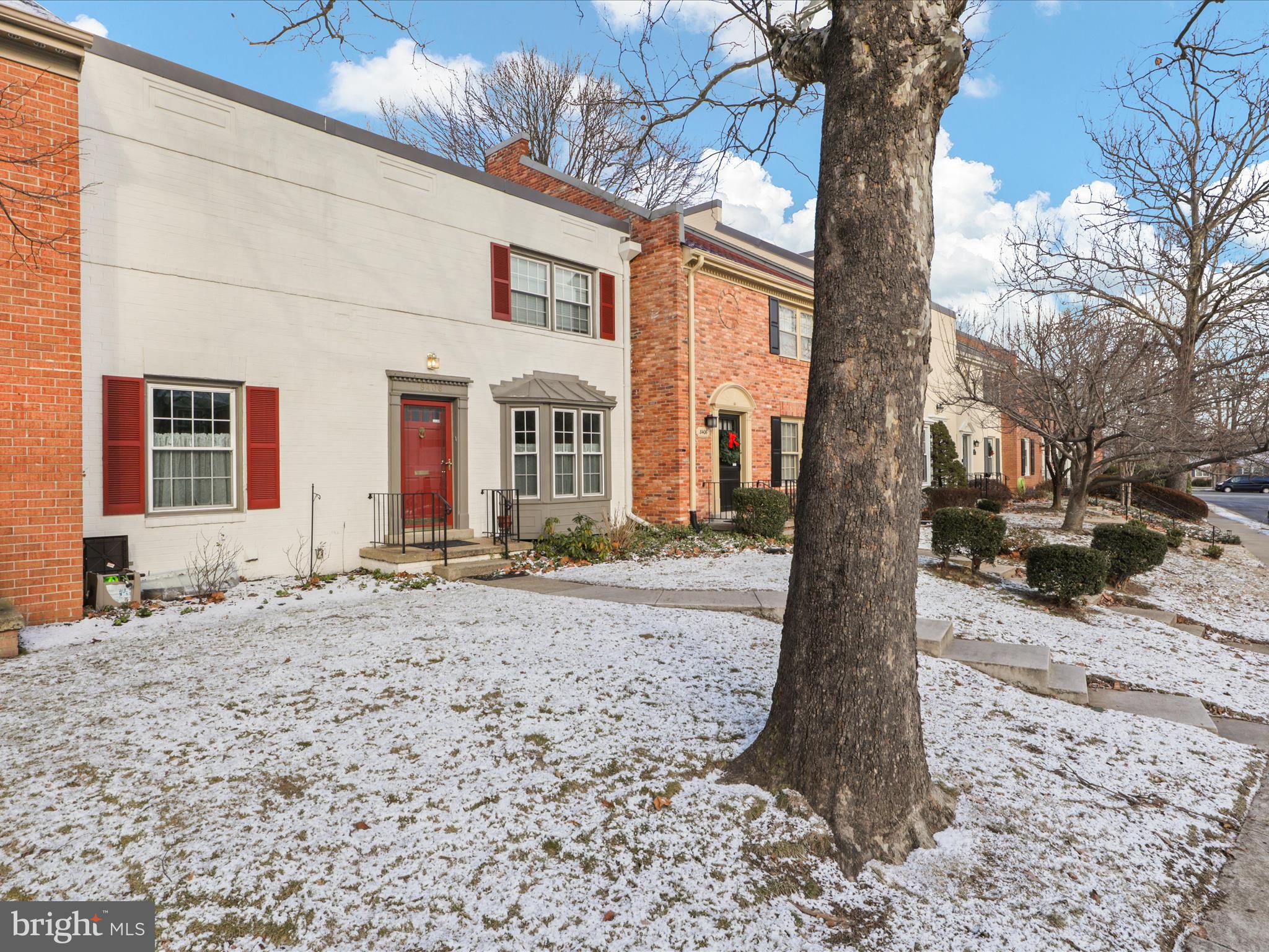 8408 Willow Forge Road Springfield, VA 22152 - Photo 2 of 46 Gallery Image 2
