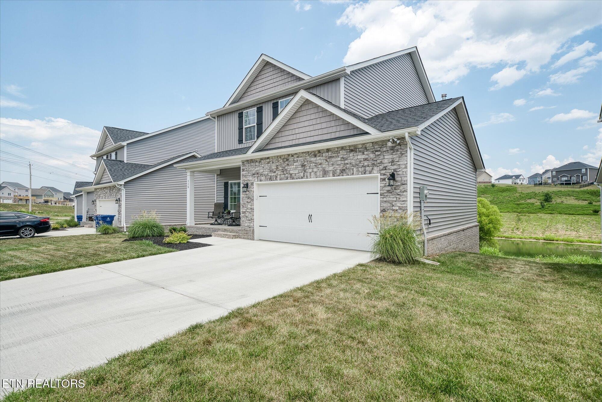 115 Fortenberry Street Oak Ridge, TN 37830 - Photo 3 of 36