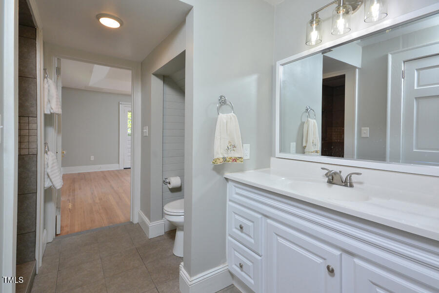 715 North Main Street Graham, NC 27253 - Photo 22 of 37 22- Primary bath bdrm