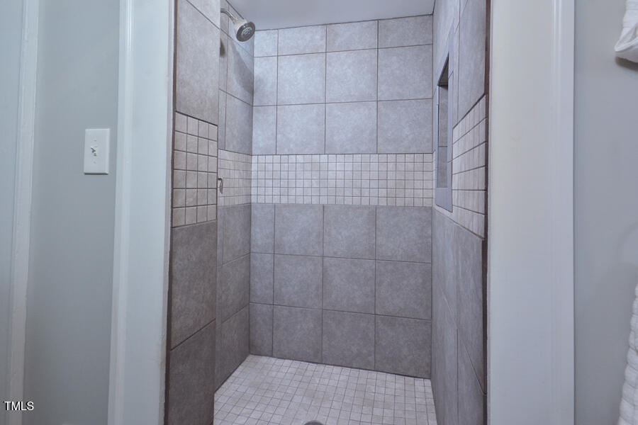 715 North Main Street Graham, NC 27253 - Photo 24 of 37 25- Primary bath shower