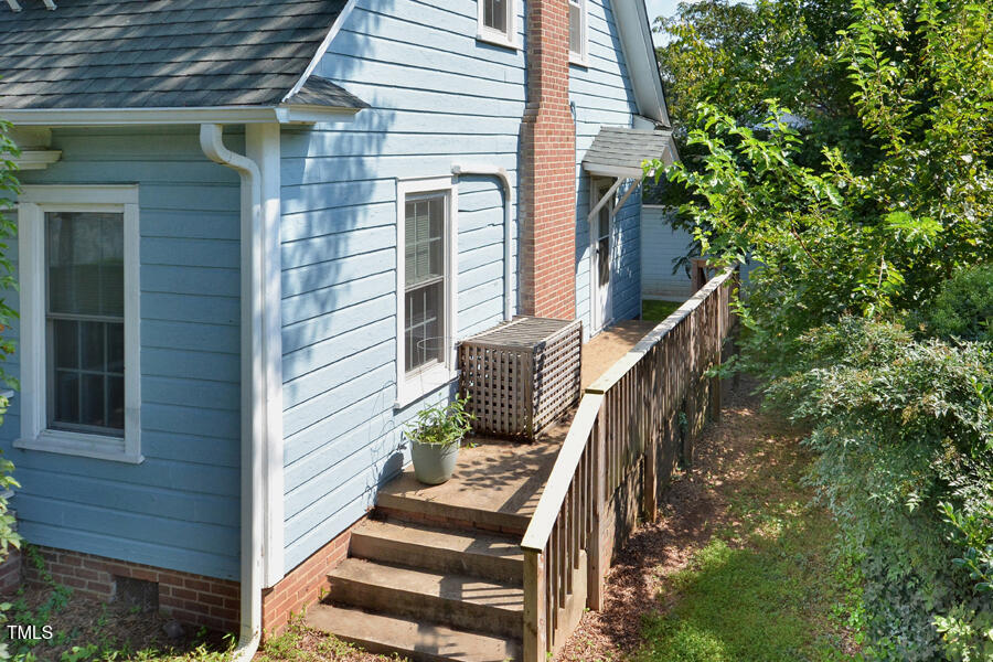 715 North Main Street Graham, NC 27253 - Photo 35 of 37 36- Side terrace