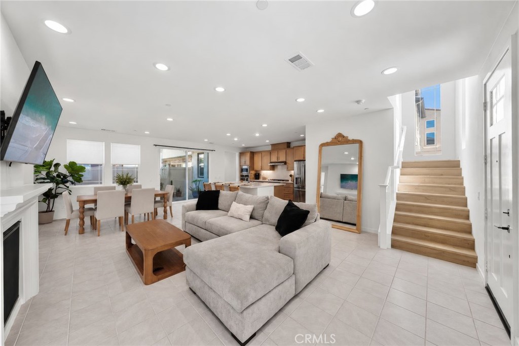 32542 Brunello Way Temecula, CA 92591 - Photo 10 of 46 Gallery Image 10