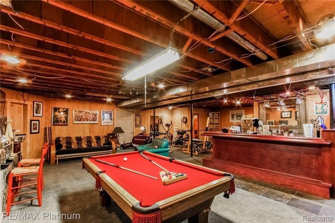 4369 Old Mill Road Pinckney, MI 48169 - Photo 21 of 55 033-Family_Room-2021397-medium.jpg