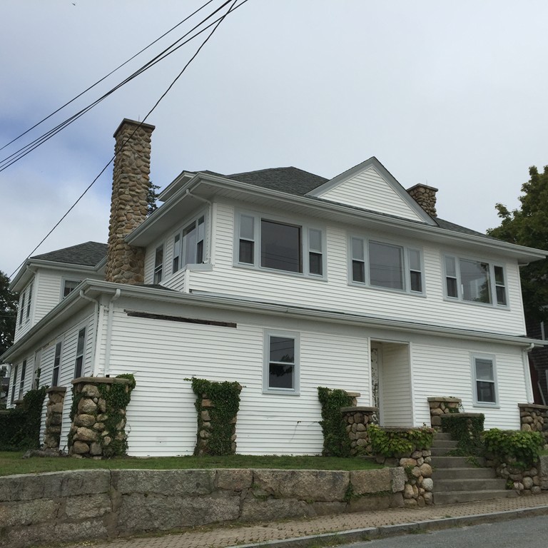 37 South Boulevard Wareham, MA 02558 - Photo 1 of 10 a front view of a house
