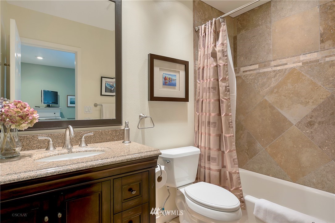 5568 Canvasback Road, Unit 11 Blaine, WA 98230 - Photo 12 of 22 Gallery Image 12