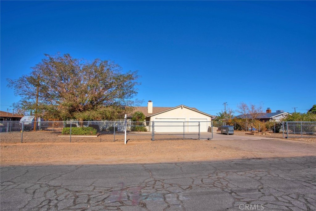 10997 Neola Road Apple Valley, CA 92308 - Photo 1 of 1 Gallery Image 1