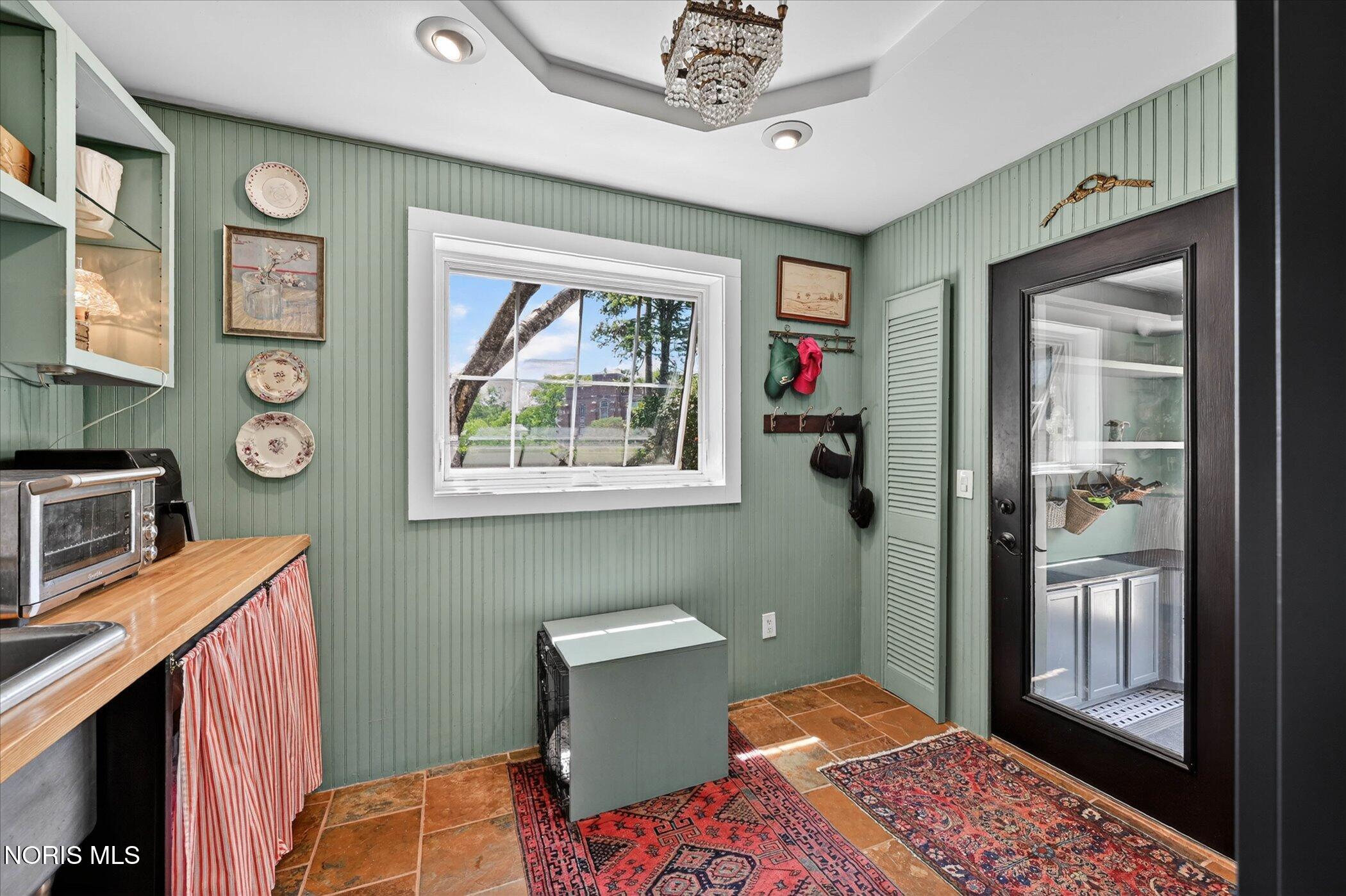 3066 River Road Toledo, OH 43614 - Photo 10 of 81 Gallery Image 10