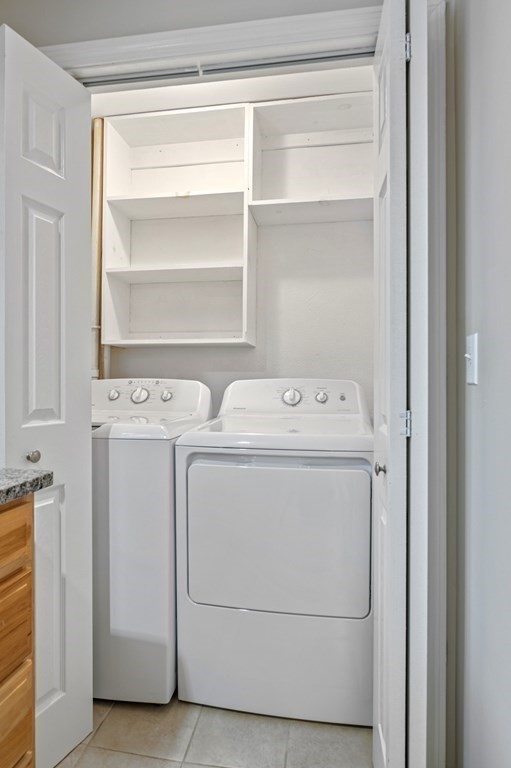14 R Spring Street, Unit 2 Gloucester, MA 01930 - Photo 13 of 20 Gallery Image 13