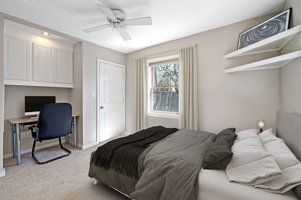14 R Spring Street, Unit 2 Gloucester, MA 01930 - Photo 5 of 20 Gallery Image 5