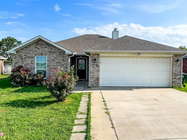 $1,600 | 210 Paschall Road, Mabank, TX 75147