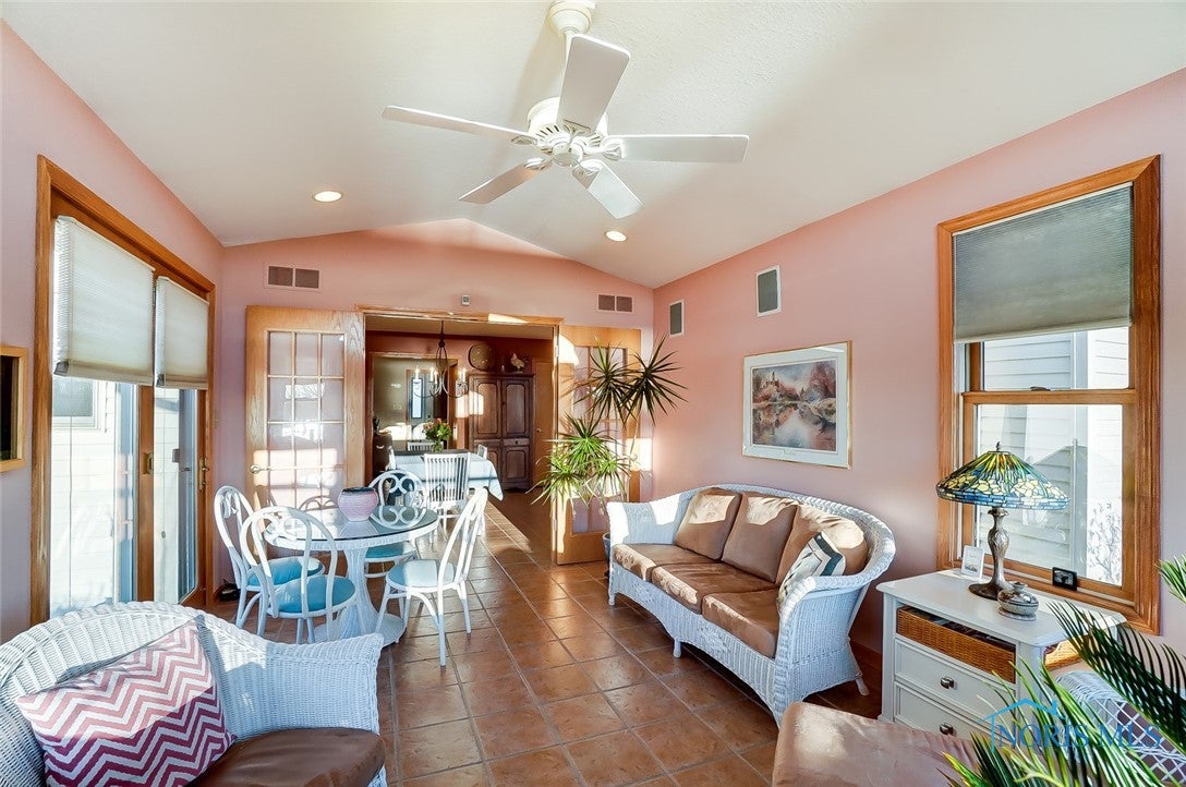 22708 Ault Road Perrysburg, OH 43551 - Photo 19 of 49 Gallery Image 19