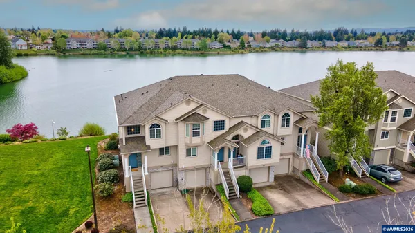 $387,500 | 332 Crystal Springs Lane North, Keizer, OR 97303