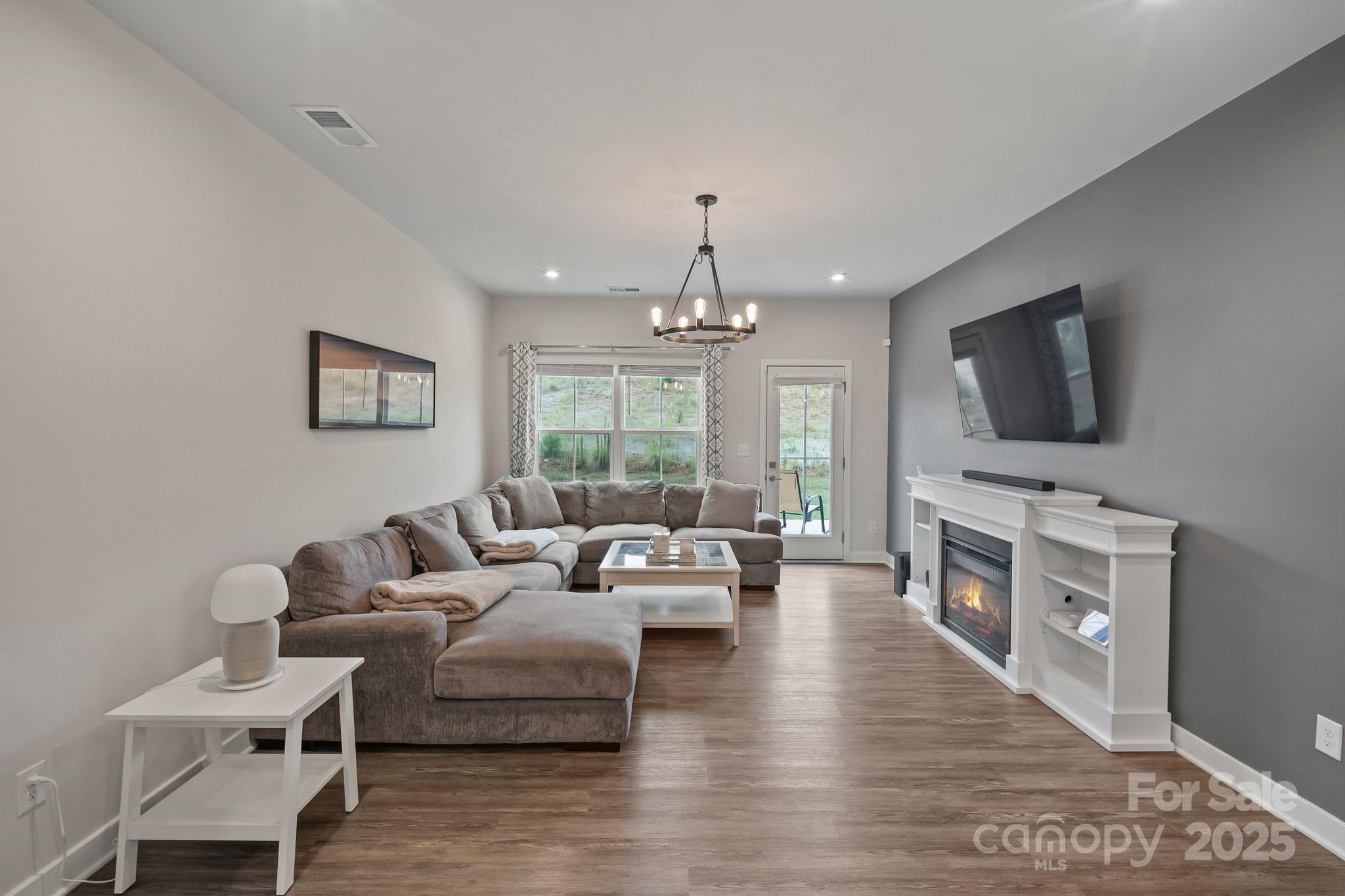 768 Hazel Way Denver, NC 28037 - Photo 10 of 42 Gallery Image 10