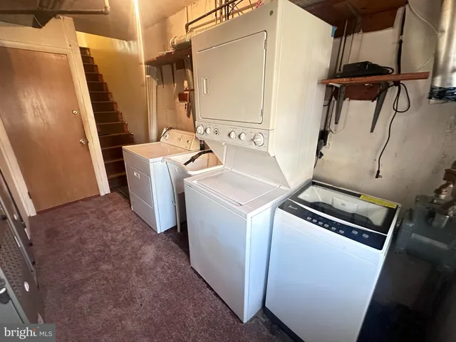 $1,700 | 2343 Hoffnagle Street, Philadelphia, PA 19152