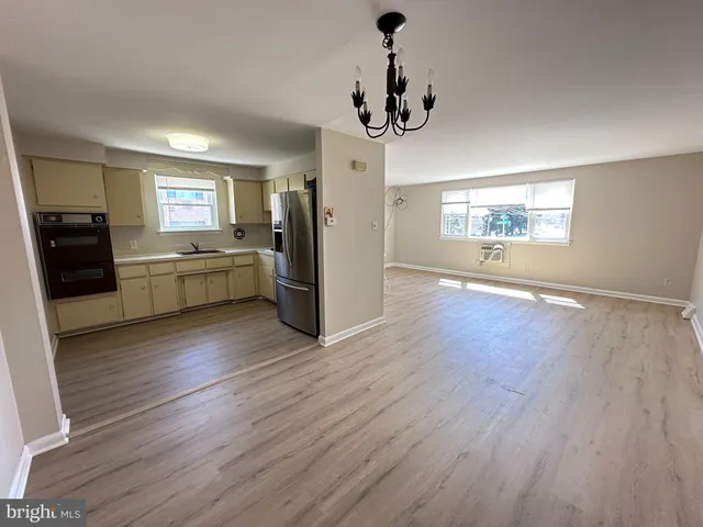 $1,700 | 2343 Hoffnagle Street, Philadelphia, PA 19152