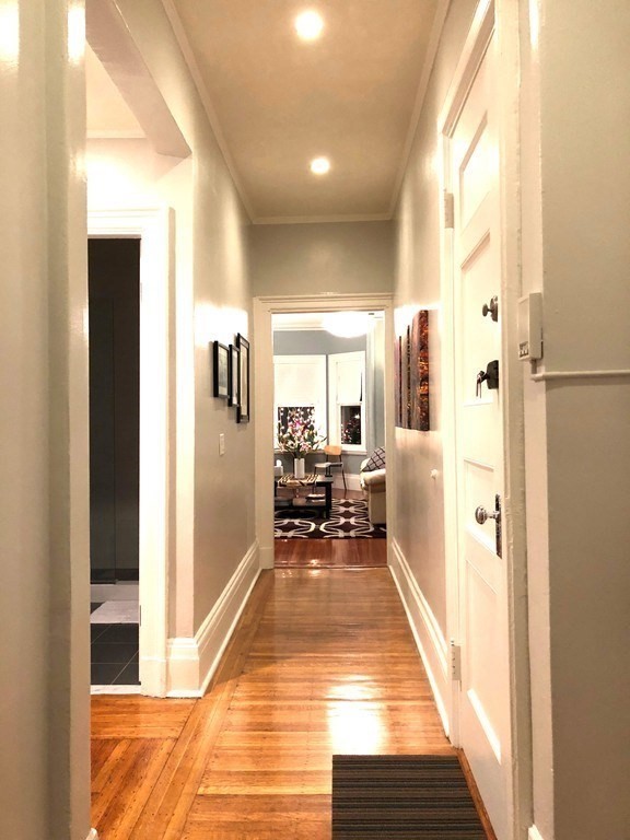 17 Garrison Road, Unit 2 Brookline, MA 02445 - Photo 5 of 13