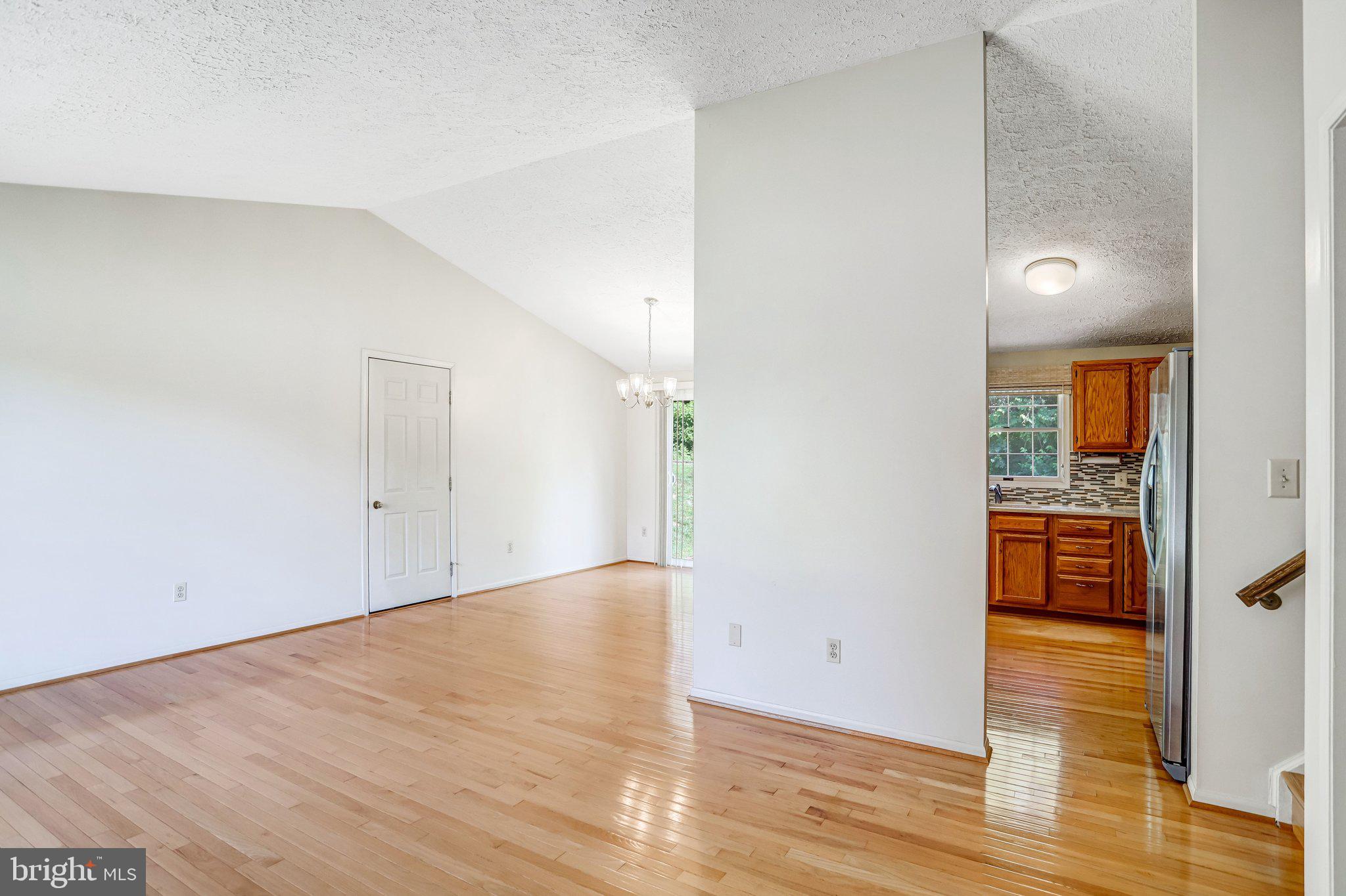 1803 East Beech Road Sterling, VA 20164 - Photo 7 of 34