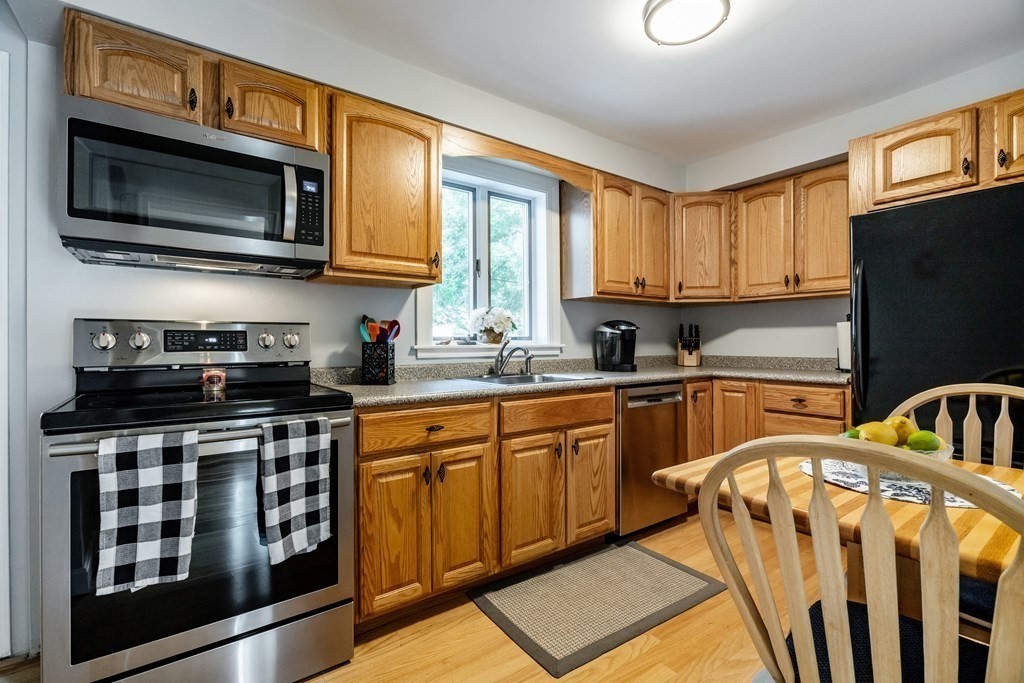21 Barnesdale Road Natick, MA 01760 - Photo 11 of 38 Gallery Image 11