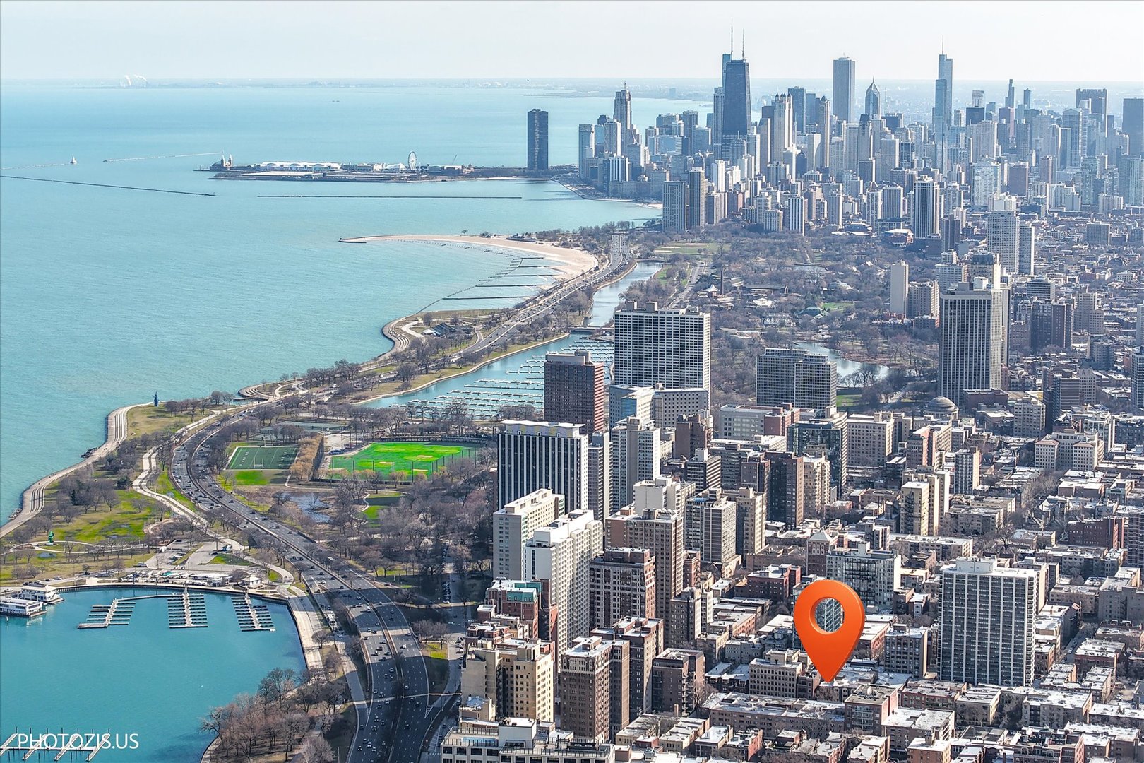 461 West Melrose Street Chicago, IL 60657 - Photo 75 of 83 a view of a city