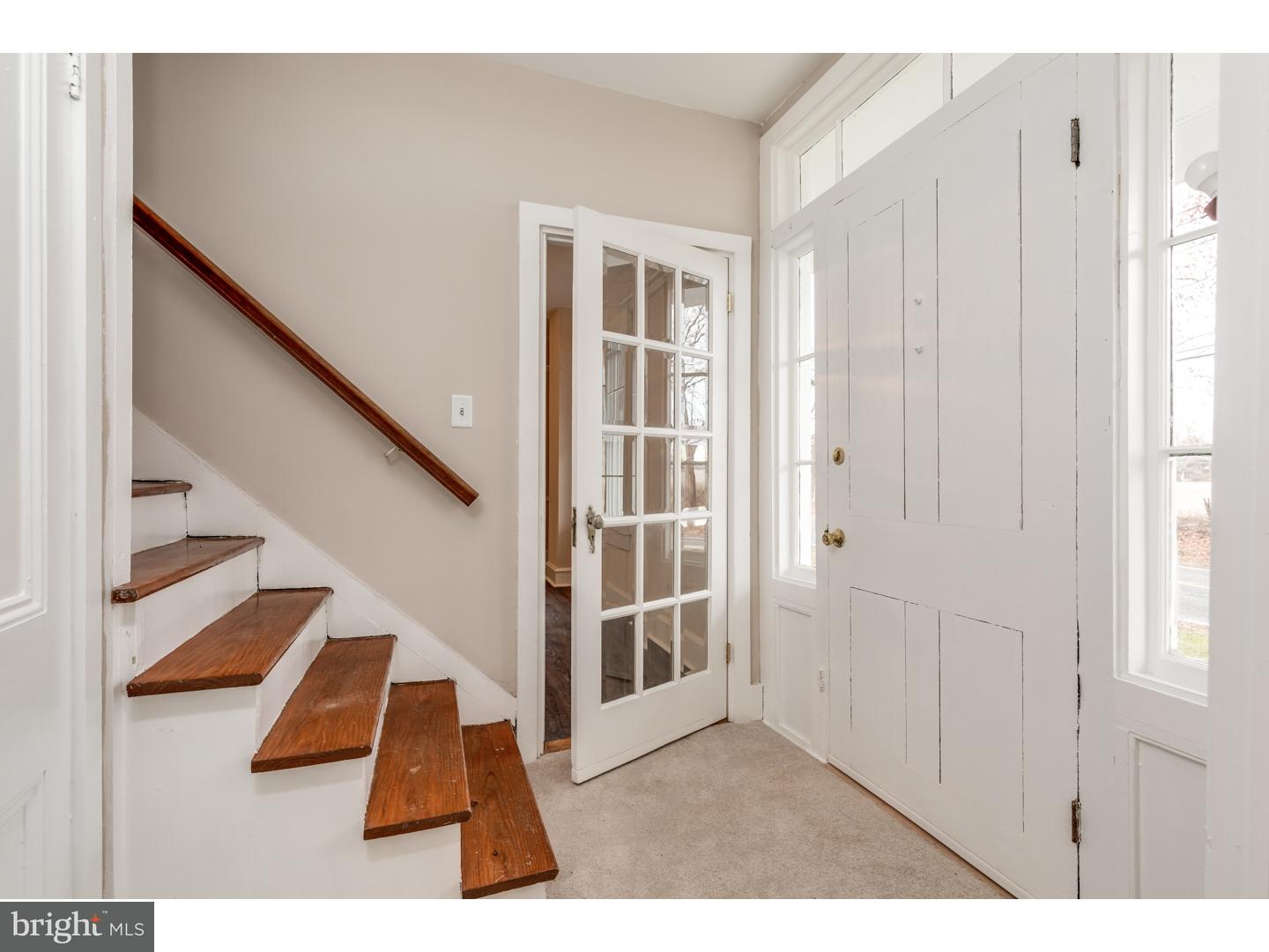 8 Pemberton Road Southampton, NJ 08088 - Photo 2 of 25 Gallery Image 2