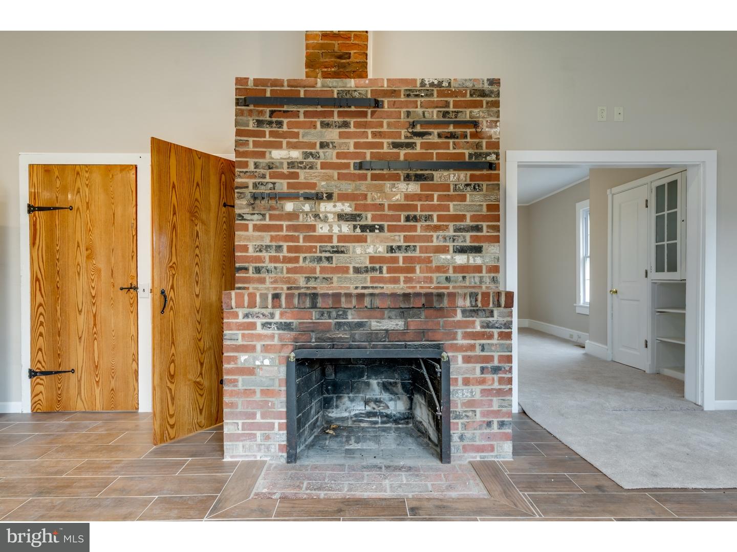 8 Pemberton Road Southampton, NJ 08088 - Photo 7 of 25 Gallery Image 7
