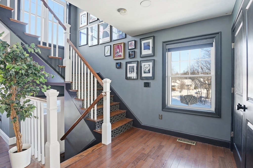 3 B Chalmers Road Worcester, MA 01602 - Photo 3 of 28