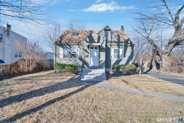 $299,900 | 110 Goodwin Street, East Hartford, CT 06108