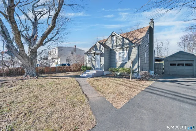 $299,900 | 110 Goodwin Street, East Hartford, CT 06108