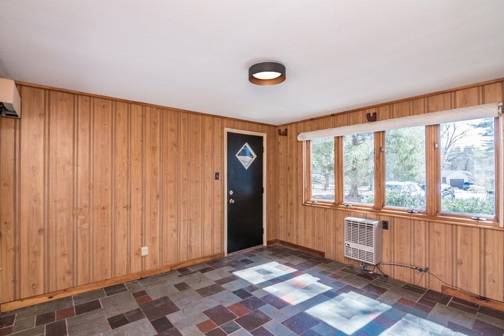 165 Barton Road Greenfield, MA 01301 - Photo 21 of 30 Gallery Image 21