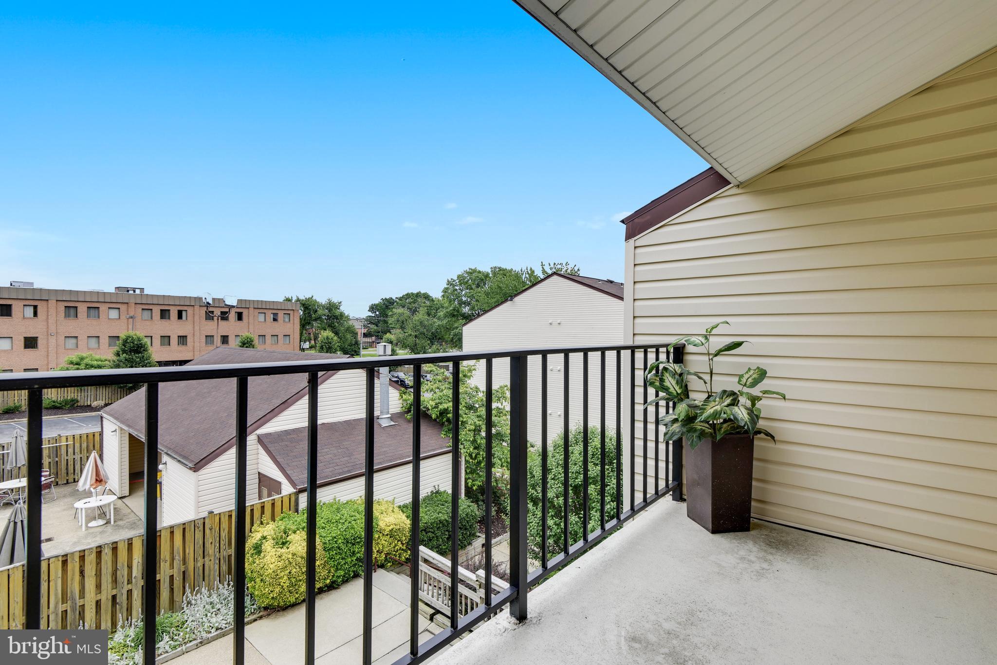 2572 Riva Road, Unit 18B Annapolis, MD 21401 - Photo 3 of 27