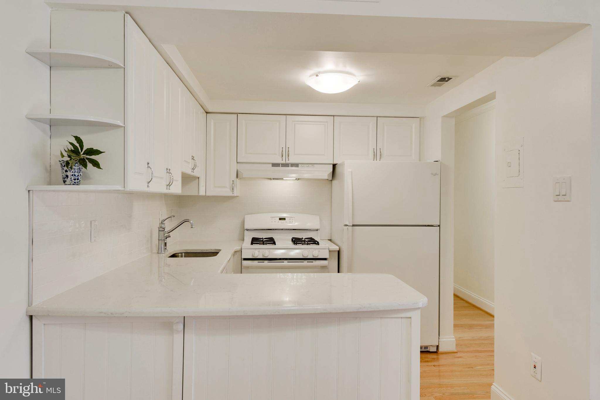 2572 Riva Road, Unit 18B Annapolis, MD 21401 - Photo 5 of 27