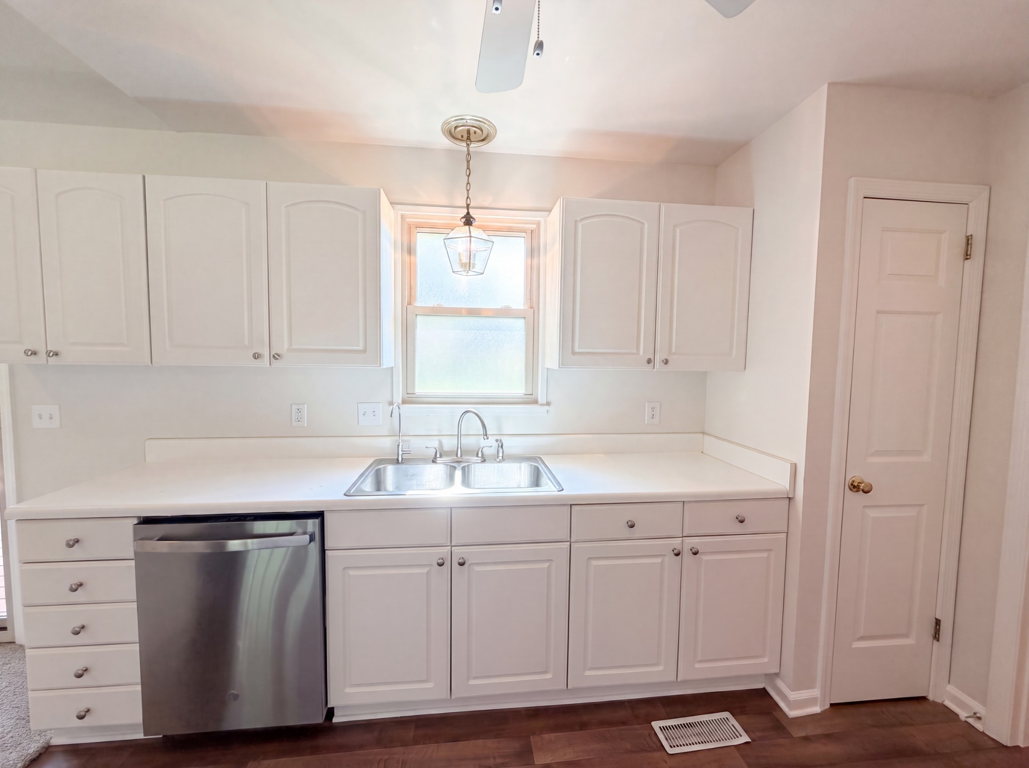 311 Forest Park Road Madison, TN 37115 - Photo 7 of 18
