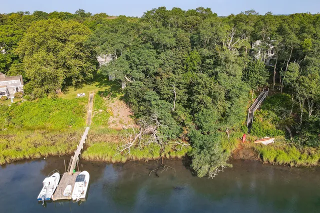 $999,990 | 7 Lockwood Lane, Orleans, MA 02653