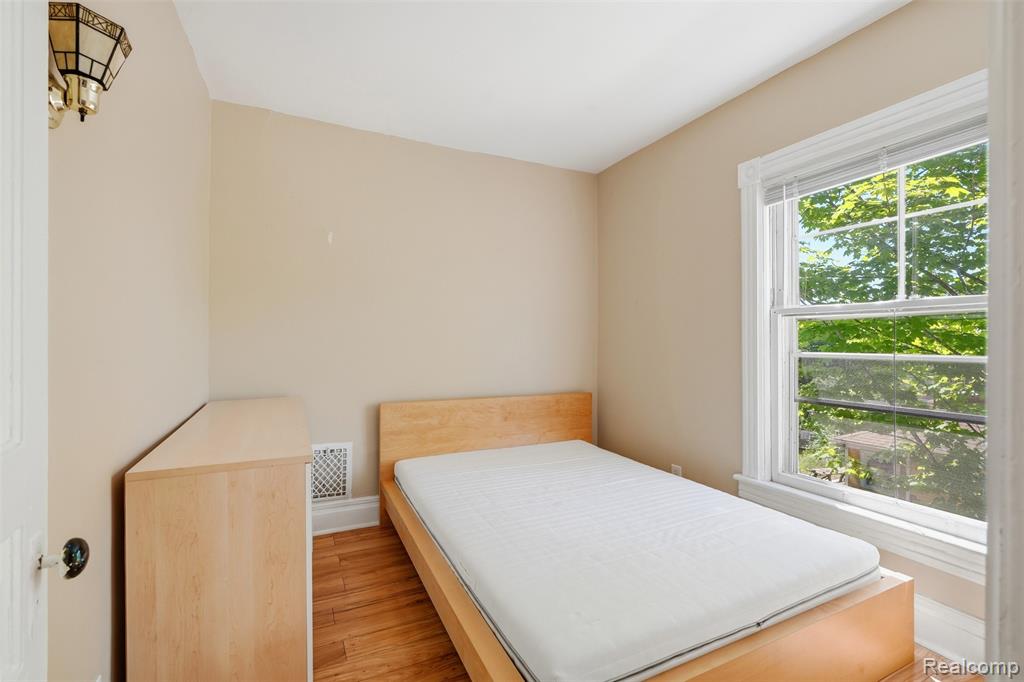 612 Spring Street Ann Arbor, MI 48103 - Photo 14 of 26